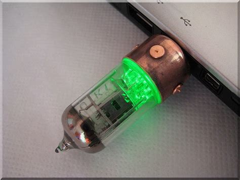 Steampunk Usb Vacuum Tube Flash Drives Retrovoltage