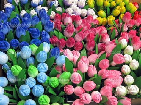 When that annual celebration comes around, you want to choose happy flowers that celebrate life. What Meanings Do Flowers Convey? | Blog & Journal