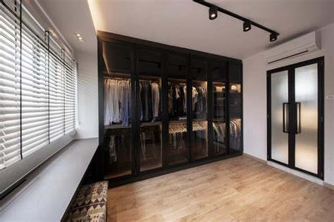 This maisonette, which brings to mind singapore's heritage black and white bungalows. 8 Maisonette Designs That Are a Step Up from Your Usual HDBs | Interior design singapore ...
