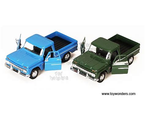 1966 Chevy C10 Pick Up Truck By Welly 132 Scale Diecast Model Car