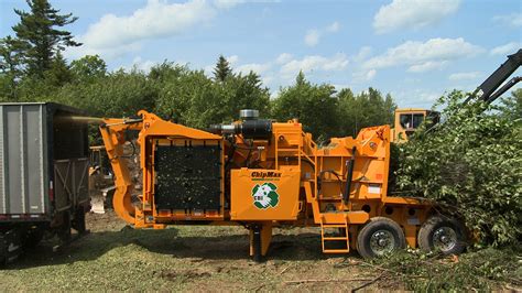 Chipmax 484 Industrial Wood Chipper High Ground Equipment