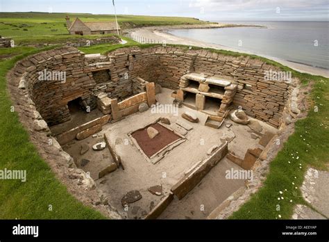 House 1 Skara Brae Stone Age Village 3100 Bc Bay Of Skaill Orkney Stock
