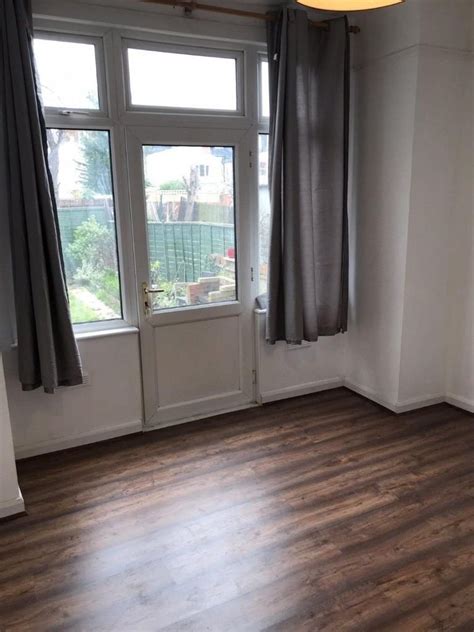 1 bedroom flat to rent in dunfermline. 2 Bedrooms Flat to rent at Merton Road, Wimbledon, SW19 ...