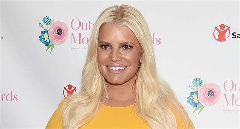 jessica simpson gets mom shamed for dyeing her daughter s hair