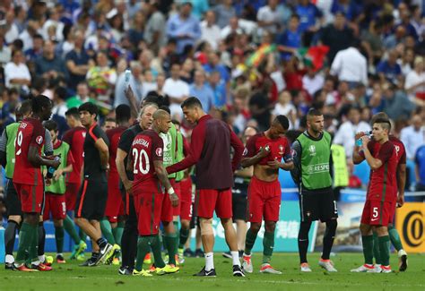 Italy have booked their ticket to the euro 2020 final after holding their nerve in a penalty shootout against spain. Ricardo Quaresma Photos Photos - Portugal v France - Final: UEFA Euro 2016 - Zimbio