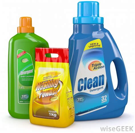 Laundry detergent is manufactured in powder (washing powder) and liquid form. What Are the Advantages of Enzyme Washing? (with pictures)