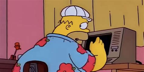 Como Homero En Los Simpson Finge Que Estás Trabajando En Home Office Con Este Dispositivo