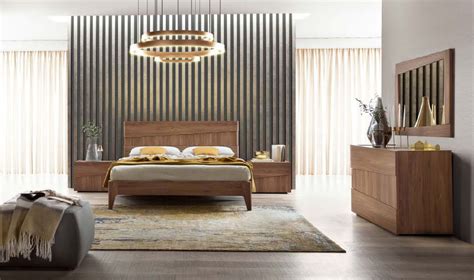 Made In Italy Wood Platform Bedroom Furniture Sets St Petersburg