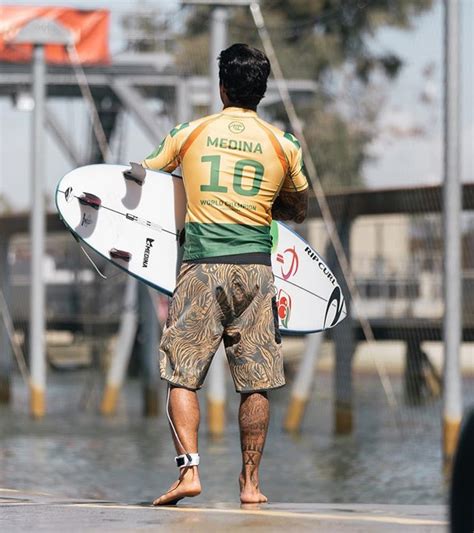 Por meio das redes sociais, o casal dividiu com os internautas que haviam feito uma nova tatuagem em conjunto: Pin on Brazilian Men