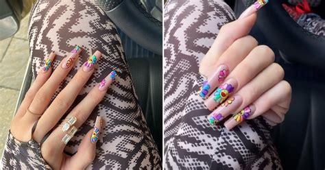 Kylie Jenners Rainbow Flower Nail Art Popsugar Beauty