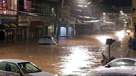 It rained in the afternoon and continued relentlessly until the next day, non stop, about 10 hours. Montego Bay Flooding: a month's worth of rain in four ...