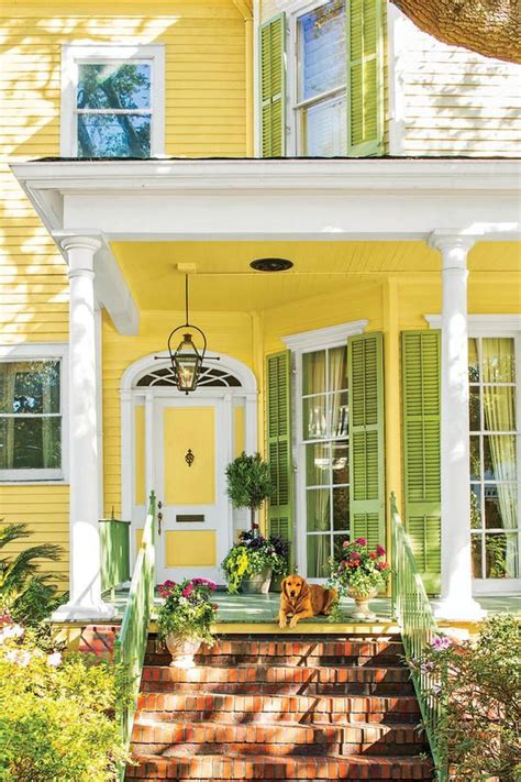 Nice 30 Attractive Yellow Exterior House Paint Colors Ideas