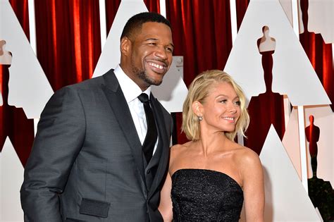Michael Strahan Doesnt Regret Leaving Kelly Ripa On Live Two Years Later
