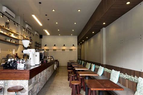 Desain Interior Cafe Lesehan Kiamedia