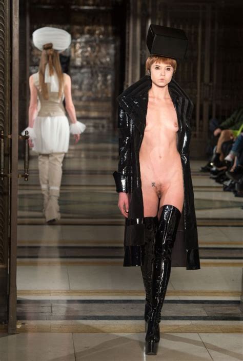 The Real Naked Models On Catwalk Sexdicted