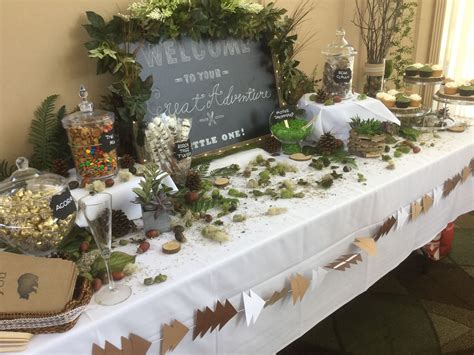 Candy bar birthday cake, candy cake, candy birthday cake, candy centerpiece, candy gift, table centerpiece, party favor. Candy bar for baby shower ! It was a woodland adventure ...
