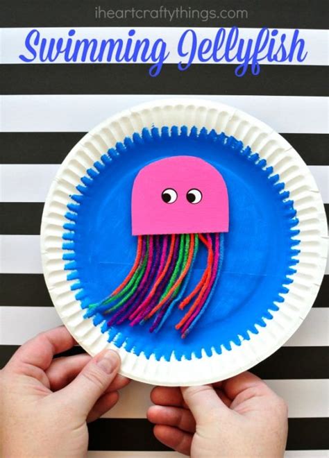 Paper Plate Swimming Jellyfish Craft I Heart Crafty Things