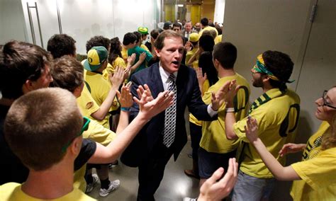 oregon basketball taking a look at ducks 2021 22 men s roster