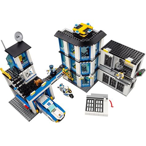 Lego City Polis Merkezi 60141 Armağan Oyuncak