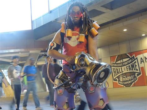 Incredible Lucio Cosplay Sounds As Good As It Looks
