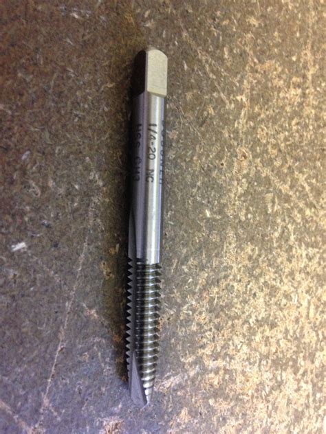 14 20 Gh3 2 Flute High Speed Steel Spiral Point Plug Tap Made In Usa