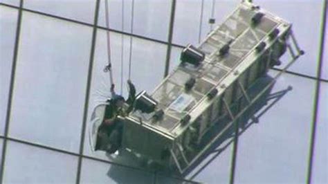Workers Trapped 68 Floors Up At Nycs One World Trade Center Rescued