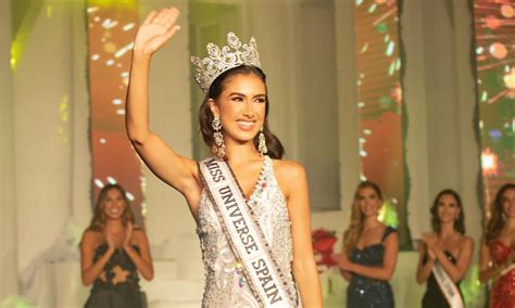 La Modelo Vasca Sarah Loinaz Elegida Miss Universo España En Una Gala