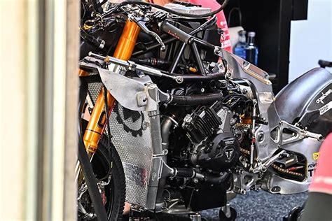 Forward Das Neue Chassis Ist Museumsreif Moto2 Speedweekcom