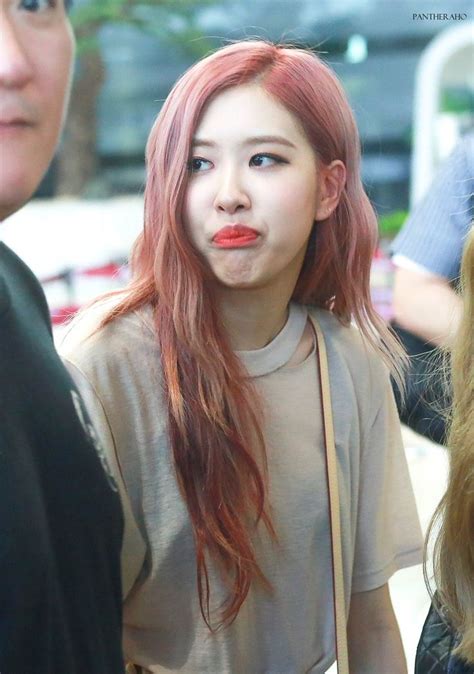 Rosé Pics Roseanepics Twitter Rosé Meme Rosé Meme