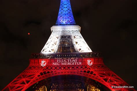 Eiffel tower magnet with rainbow flag of the lgbt communitysouvenir of paris in resin 3dsize: Paris en bleu blanc rouge: liberté, égalité, fraternité