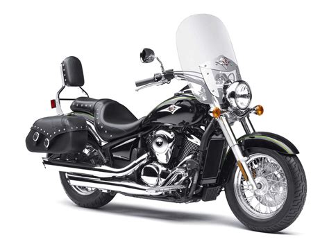 There are some bike's which just remind me of the enjoyment of motorcycling, they don't need to be dripping with technology or high performance parts, they are just. 2015 Kawasaki Vulcan 900 Classic LT Review - Top Speed