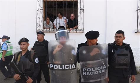 La Venganza Implacable De Daniel Ortega Cómo Persigue Y Destruye Uno A Uno A Cada Crítico Del