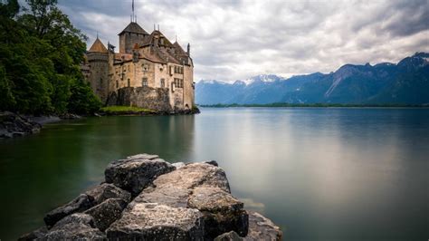 Sur Les Traces Des Plus Beaux Châteaux En Suisse Romande Geofr