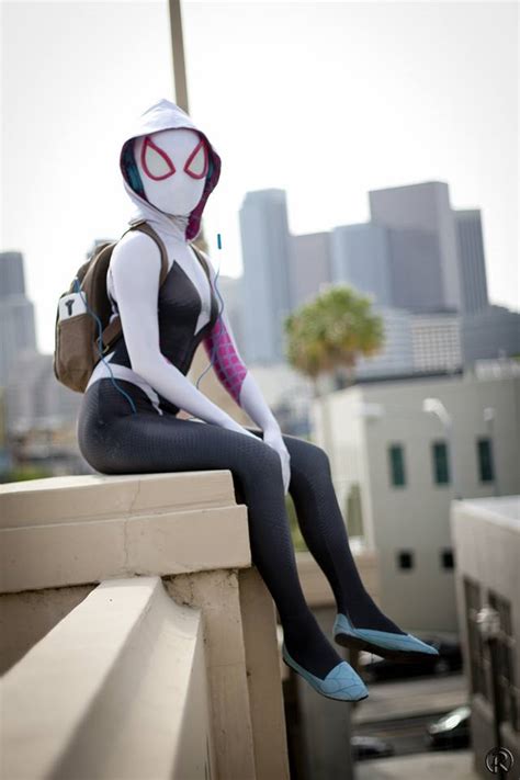 Calvins Canadian Cave Of Coolness More Spider Gwen Cosplay