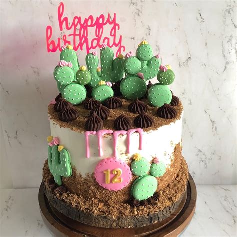 It can also be poured into silicone molds to make a variety of crafts. Cactus cake @Make.Bake.LoveMyCakes | Cactus cake, How to ...