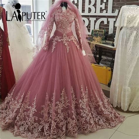 High Neck Long Sleeve Muslim Evening Dresses Ball Gown Long Lace Prom