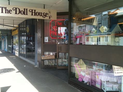 Architecture Of Tiny Distinction To The Dollhouse Shop We Go