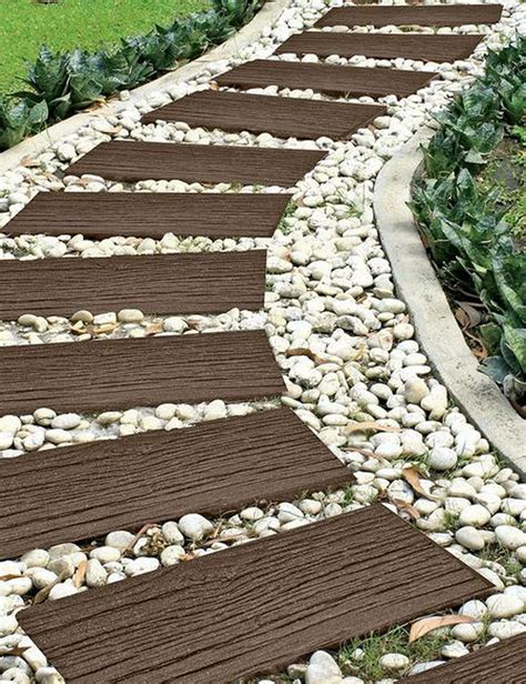 30 Newest Stepping Stone Pathway Ideas For Your Garden Home Landscaping Sloped Garden