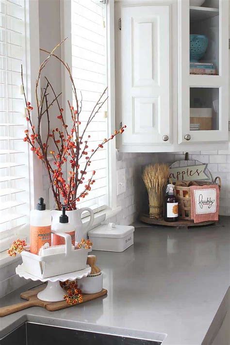 But with so many routes to take when it comes to decorating your. 28 Warm And Inviting Fall Kitchen Decorating Ideas To DIY