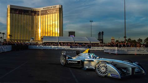 Formula One Could Run A Las Vegas Grand Prix As Soon As 2017