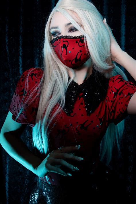 Goth style Cat fashion in 2020 | Cat fashion, Goth fashion, Style