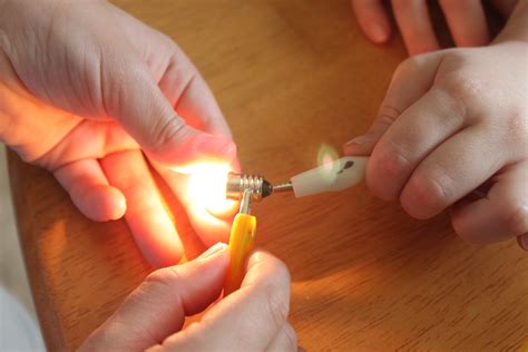Electricity Experiments For Kids Frugal Fun For Boys And Girls