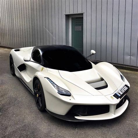 Maybe you would like to learn more about one of these? Ferrari LaFerrari Blanco | Billonarios De Internet | Ferrari laferrari, Auto de lujo, Ferrari