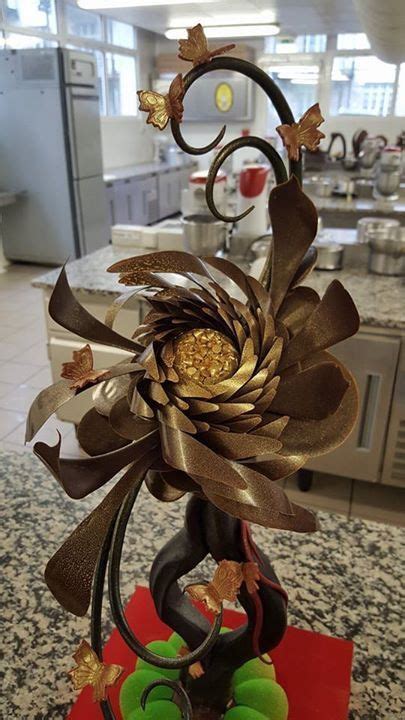 Pin By Jason Mak On Chococlate Flowers Chocolate Art Chocolate