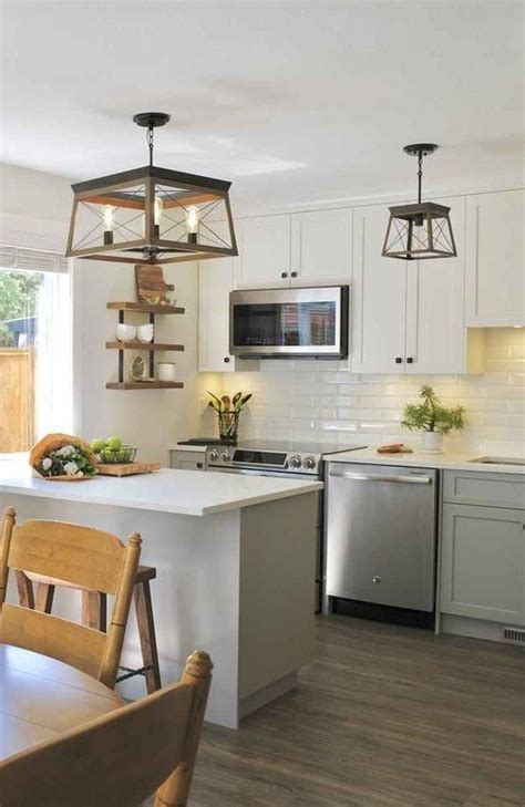 You'll probably need some form of splash back behind the sink, unless you have an island sink. A small kitchen design can have its own advantages! Check out these small kitchen remodel ideas ...