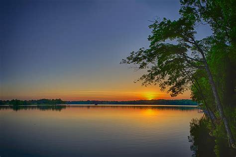 Beautiful Lake Sunrise Photograph By Dan Holland