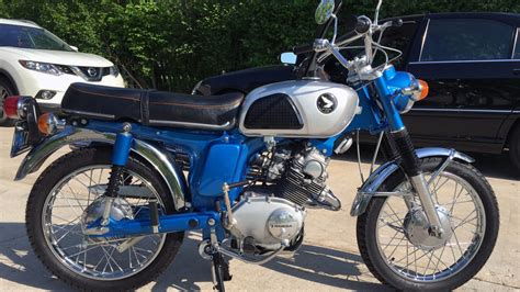 The prototype bikes were numbered. 1968 Honda CL125 | F38 | Chicago Motorcycles 2016