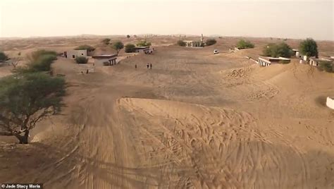 The Haunting Abandoned Village Near Dubai That S Slowly Being Buried By