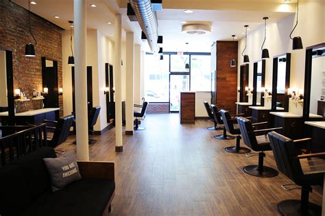 For a basic men's hair cut, there are barbershops. Best hair salons NYC has to offer for cuts and color ...