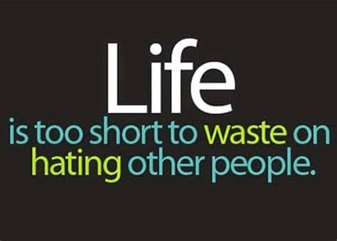 सबसे ज्यादा नफरत सच बोलने वाले से ही की जाती है. Cool Status, Short Cool Quotes for Whatsapp, Facebook Messages